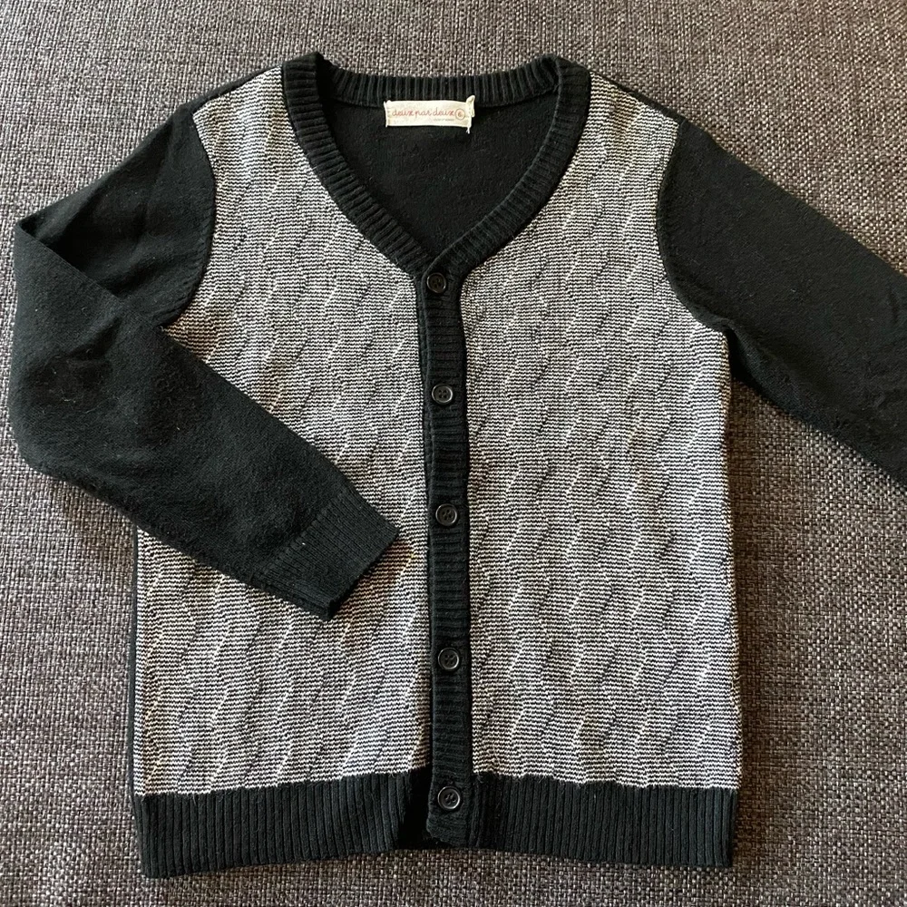 EUC Boys' Black & White Knit Cardigan Sweater, Size 6 deux par deux, Button Up